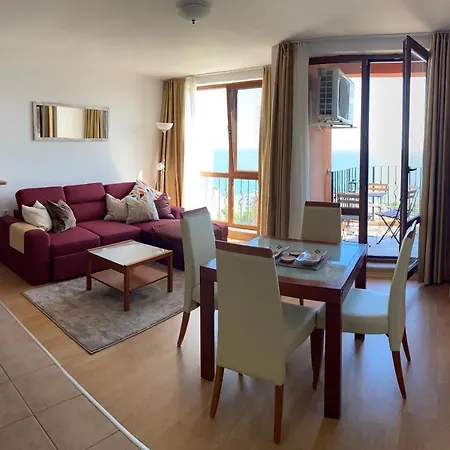 Apartment Sea Fort 138 *