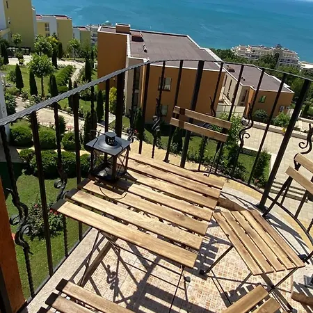 Sea Fort 138 Apartment *